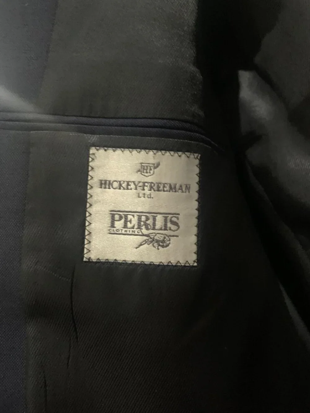 Share Hickey-Freeman Perlis Navy Blazer 42R Pre-Owned